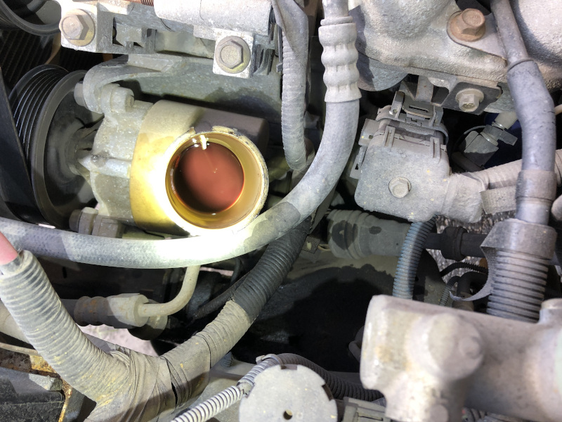 Power steering reservoir